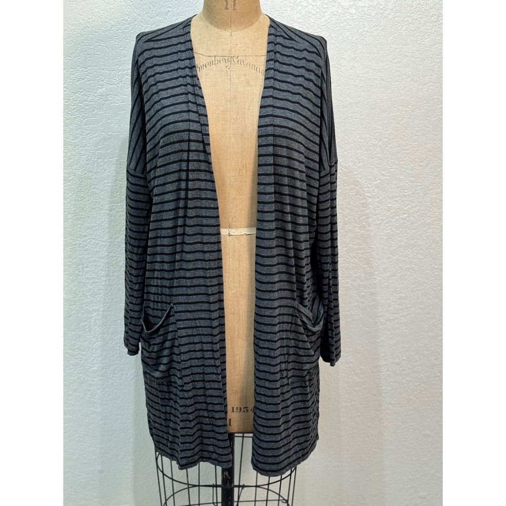 Texas True Threads Womens Gray Black Striped Open‎ Front Cardigan Medium NWT